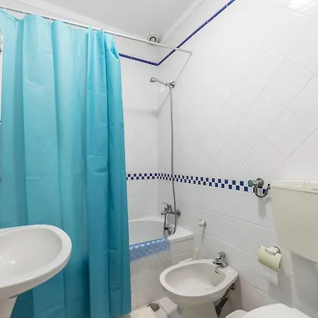 Apartament Centeanes White House *